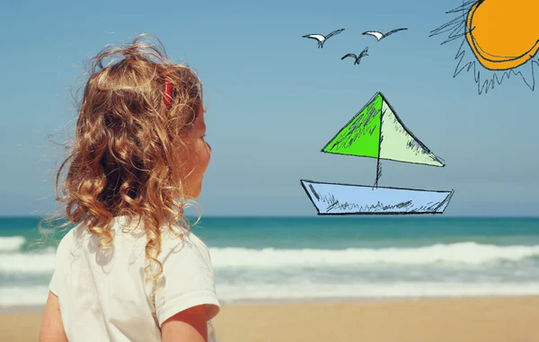 Back view of cute girl imagine boat, birds and sun with set of infographics over beach and sea background — Stock Photo, Image