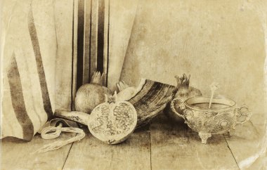 Shofar, bal ve nar