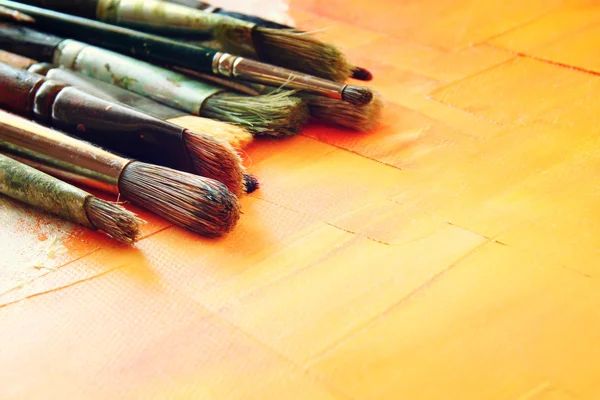 Used paint brushes — Stock Photo, Image