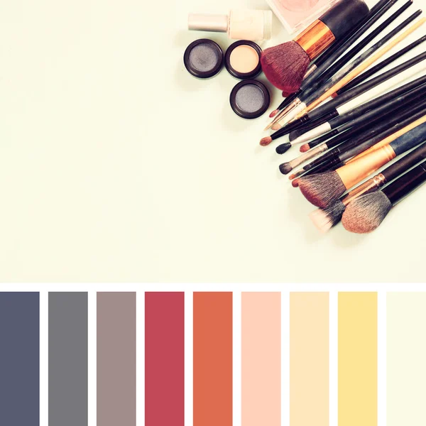 Top view of Vintage Make Up set. vintage filter with palette color swatches — Stock Photo, Image