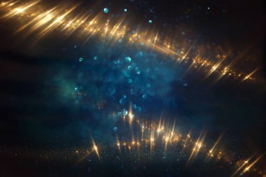 Soyut koyu renkli ışık arkaplanı. Mercek parlaması