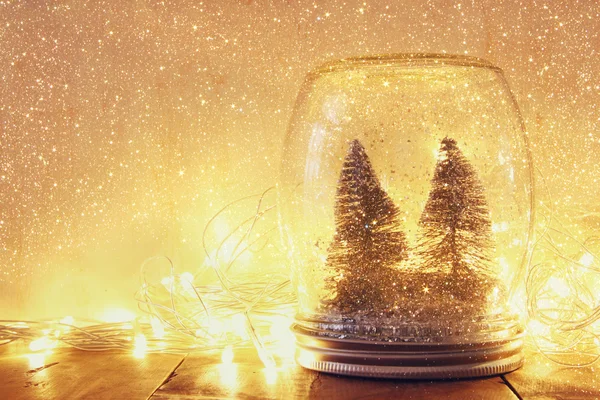 Kerstbomen in mason jar — Stockfoto