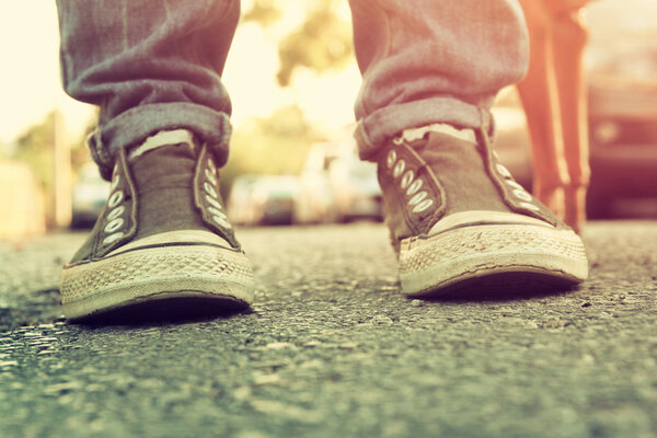 человек со своей собакой
