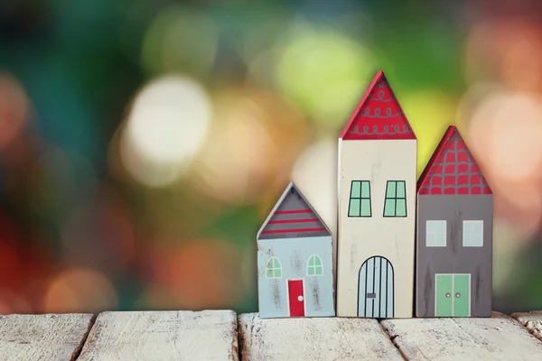 Houten kleurrijke huizen — Stockfoto