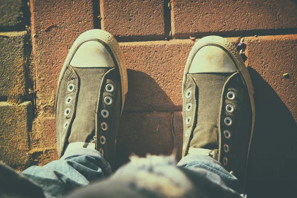 Weg en iemands schoenen — Stockfoto