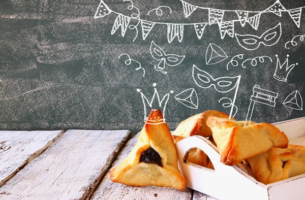 Hamantaschen galletas o hamanes orejas Purim celebración (vacaciones de carnaval judío) con un conjunto de infografías . — Foto de Stock