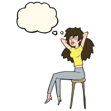 Düşünce baloncuğuyla taburede poz veren kadın.