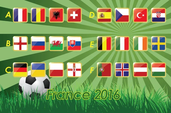 Флаги чемпионата Европы по футболу 2016 на травяном фоне и футбольном мяче. 24 нации — стоковое фото