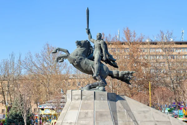 Comandante di monumento Andranik Ozanyanu.Armeniya Yerevan 8, 2 marzo — Foto Stock