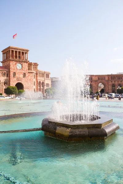 Kašna na náměstí republiky, Jerevan, Arménie. — Stock fotografie