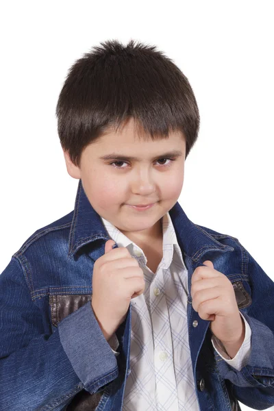 Портрет красивого мальчика в джинсовой куртке — стоковое фото