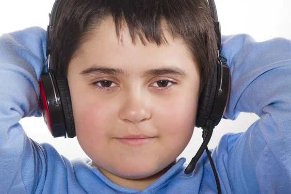 Çocuk büyük kulaklıklar