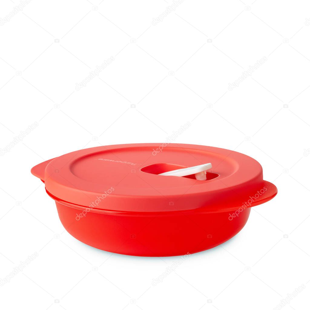 Tupperware Contenedor Plástico Caja Microondas Plástico Rojo Con Tapa  Cerrada — Foto editorial de stock © novephotocom.gmail.com #498262806