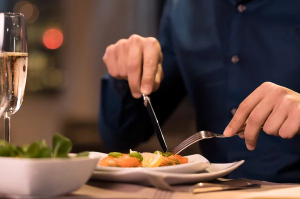 Middag på restaurang — Stockfoto