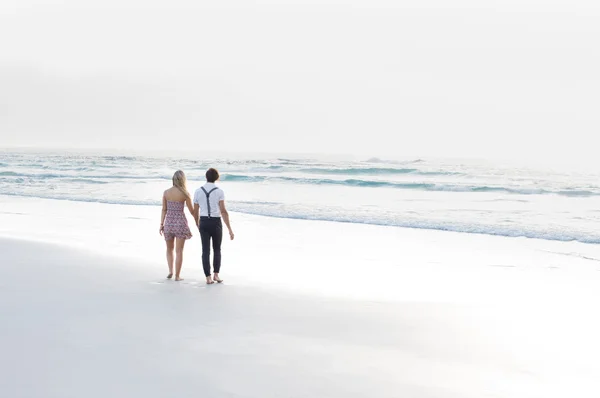 Puesta de sol en la playa — Foto de Stock