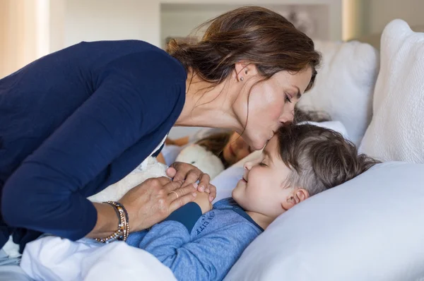 Buenas noches, niña. — Foto de Stock