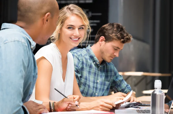 Group of friends studying — Stock Photo, Image