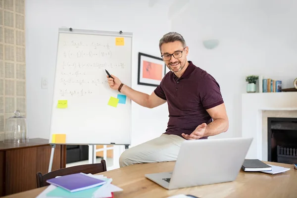 Mature Teacher Having Online Class Video Call Explaining Maths Happy — Stock Photo, Image