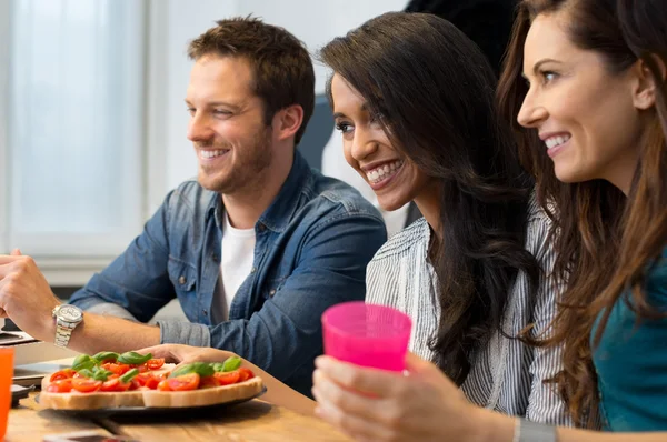 Friends have fun — Stock Photo, Image