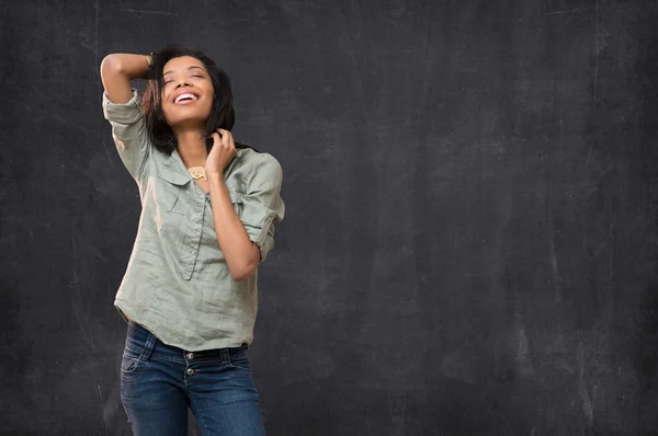 Jovencita sonriente — Foto de Stock