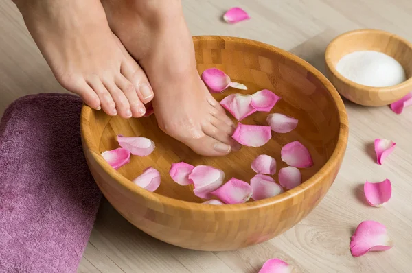 Pedicure at spa center — Stock Photo, Image