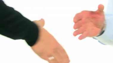 Yeni bir anlaşma için iş el sıkışma