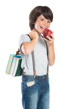 Okul çocuğu okula gidiyor.