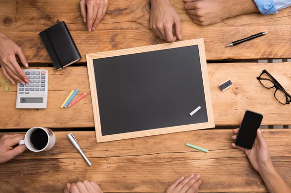 Quadro negro em branco para negócios criativos — Fotografia de Stock