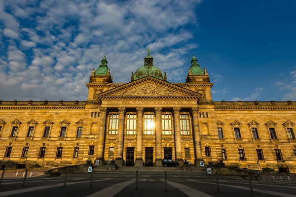 Soluppgång Vid Federala Högsta Domstolen Byggnad Staden Leipzig Tyska Federala — Stockfoto