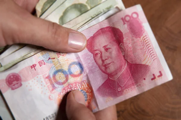 Male Hand Shows Renminbi Chinese Yuan Abbreviated Rmb Banknote Official — Stock Photo, Image