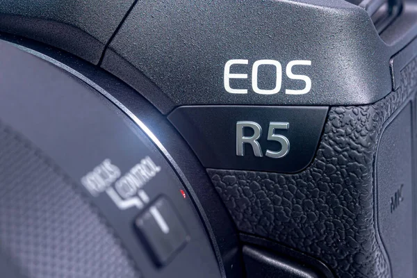 Kuala Lumpur Oktober 2020 Die Canon Eos Spiegellose Digitalkamera Nahaufnahme — Stockfoto