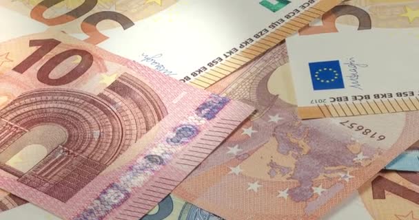 一大堆欧元钞票A Large Pile Euro Bannotes 许多欧元钞票相互交错在一起 欧洲联盟的一大把钱 统一欧洲的货币 欧洲中央银行或欧洲中央银行的现金余额 — 图库视频影像
