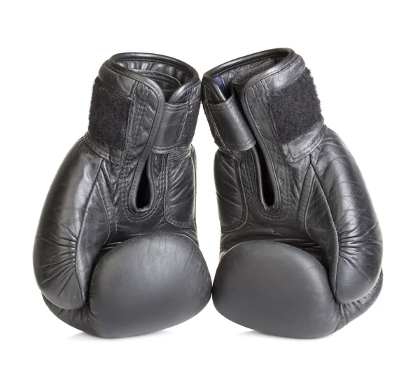 Rękawice bokserskie izolowane na białym tle — Zdjęcie stockowe