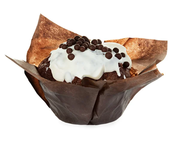 Muffin de chocolate aislado sobre fondo blanco — Foto de Stock