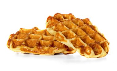 Liege waffle, üzerinde beyaz izole hamur işleri