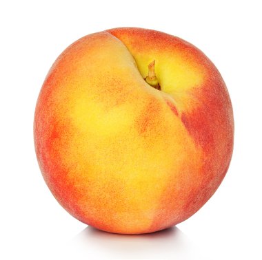 Beyaz arkaplanda şeftali izole