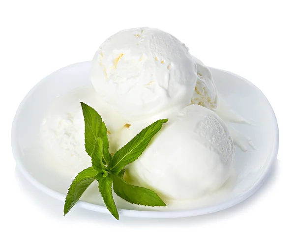 Helado aislado en blanco — Foto de Stock