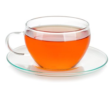 Beyaz üzerine izole edilmiş bir fincan çay