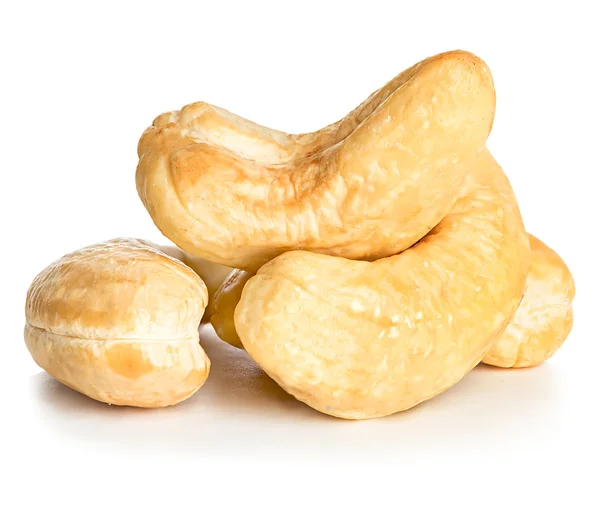 Cashewnüsse isoliert auf weißem Hintergrund — Stockfoto