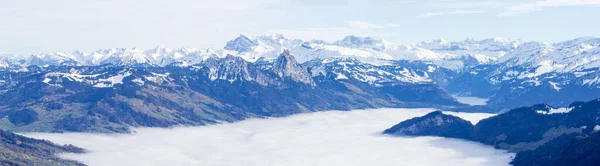 Solsken Över Dimman Havet Rigi Klums Snöberg Vintersäsongen Schweiziska Alperna — Stockfoto