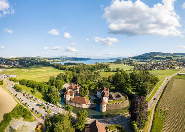 Hallwylslottet Grundat Slutet Talet Kanton Aargau Beläget Två Öar Floden — Stockfoto