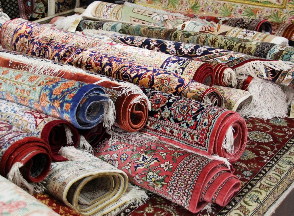 Oriental carpet market — Stock Photo © yulan 56501719