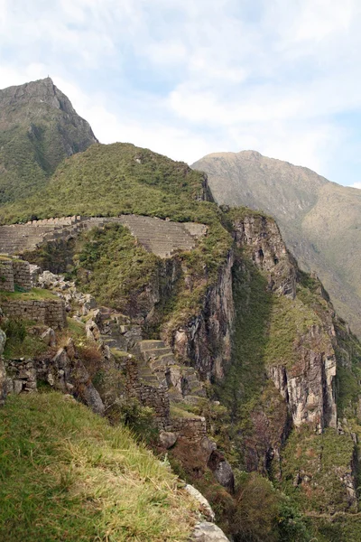 Forntida Inca bostäder i Machu Picchu, Peru — Stockfoto