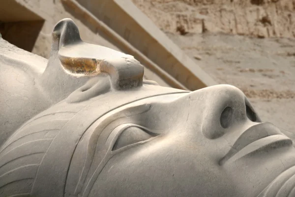 Kral Ramses II heykeli — Stok fotoğraf