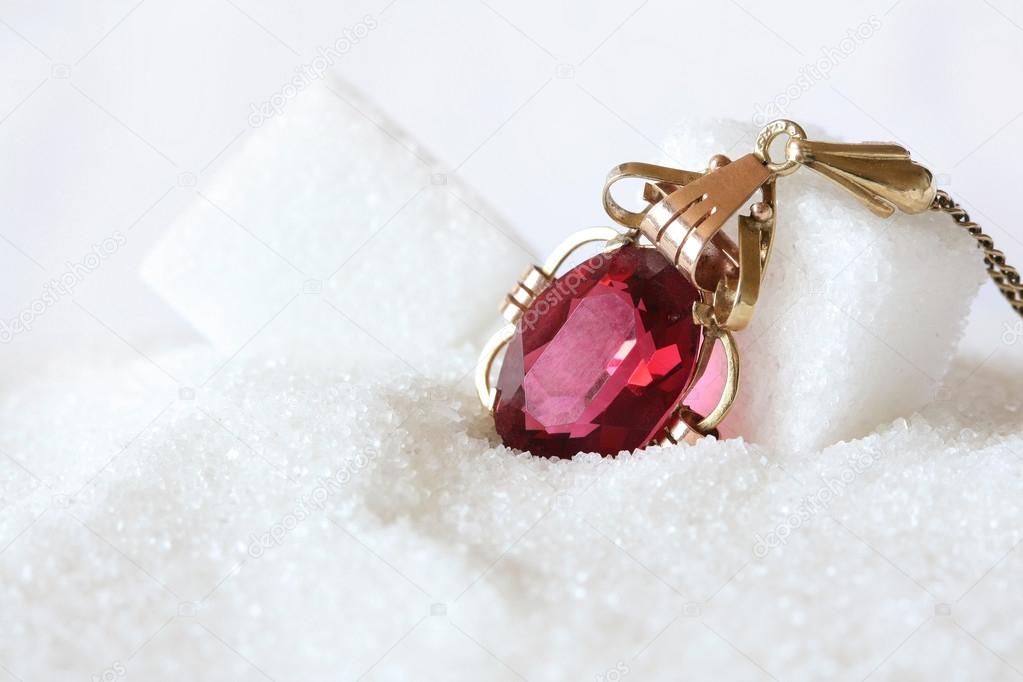 Red Ruby Jewel in Crystal Sugar