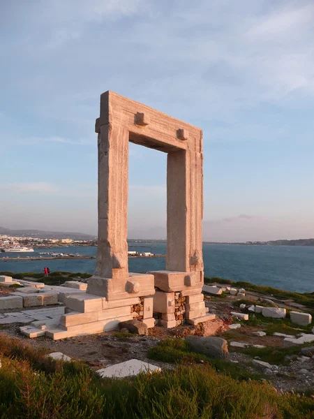 Portara ворота, острів Наксос, Греція — стокове фото