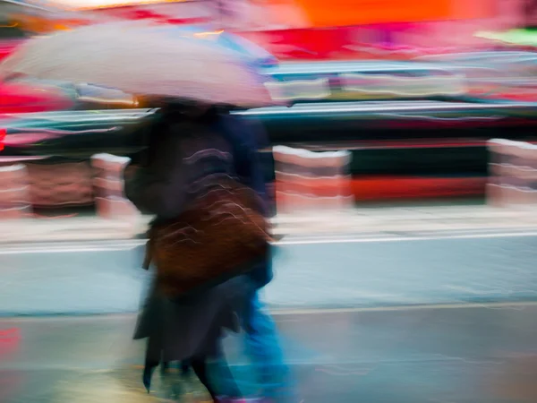 Paar im Regen — Stockfoto