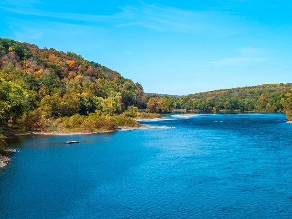 Blue Sky Over the Delaware — Stock Photo, Image