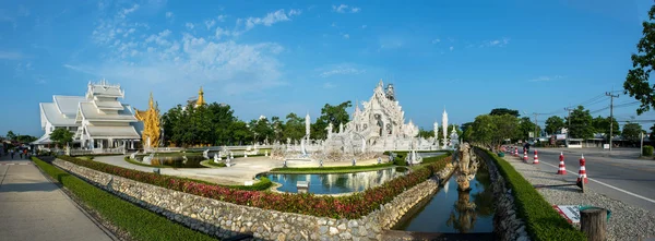 Bílý chrám v Chiang Raj — Stock fotografie