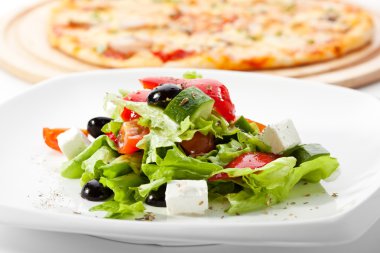 Tazelik Yunan salatası